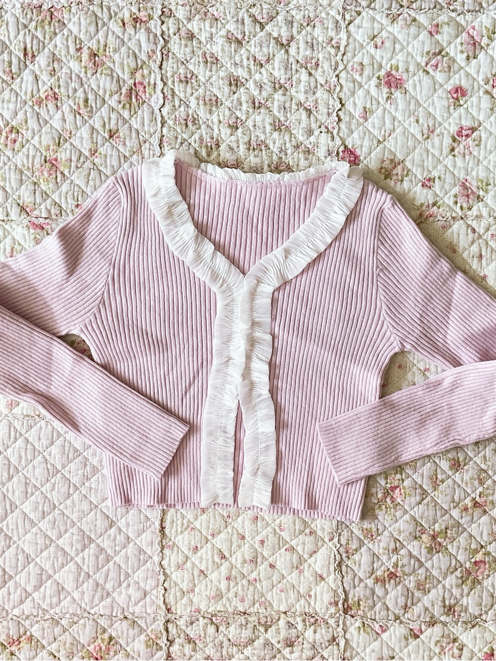 Women’s Purple Pink Ruffled Trim Ribbed Cardigan